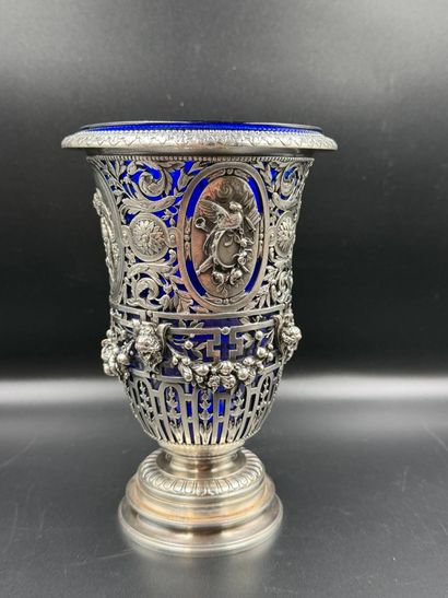 Ferdinand Barbedienne
Coupe en métal argenté...