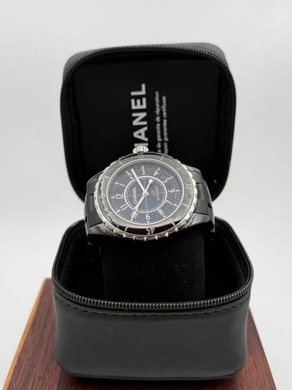 CHANEL
J12 Grand Model
 Circa : 2010.
Reference...