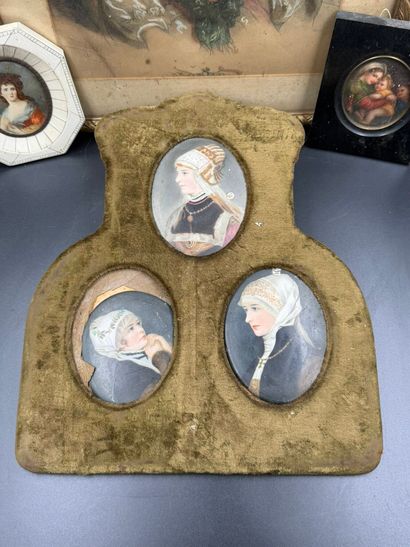 Ecole du XIXème siècle
Lot de miniatures...