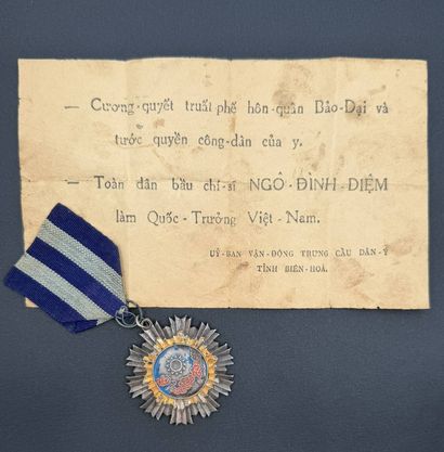 CHINA, Yunan - Yunnan Military Medal
in partially...