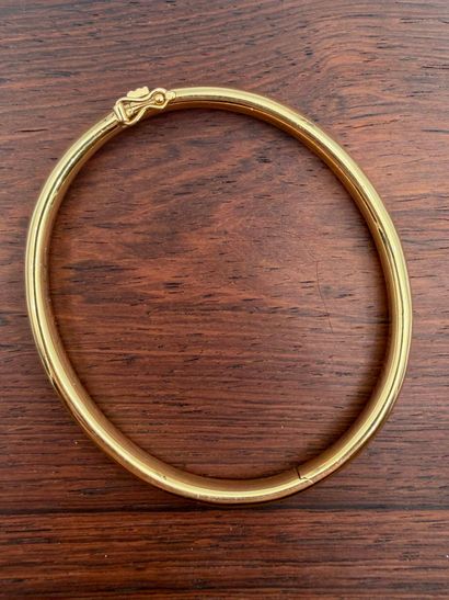 Rigid bracelet in 18K (750) yellow gold
(eagle...