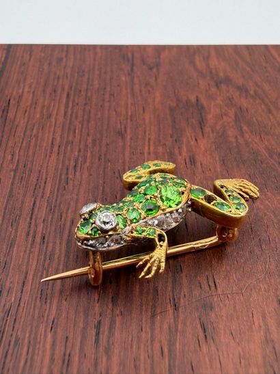Brooch in 18K (750) yellow gold
(eagle head)...