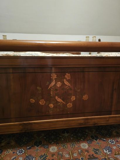 Bed made of light mahogany veneer with inlaid...