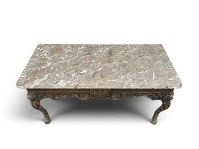 CONSOLE en bois sculpté à décor de protomés...