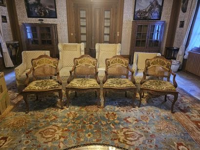 Four Regency-style armchairs made of natural...