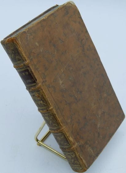[CLASSIQUE & DIVERS]. Ensemble de 4 Volumes.

François...