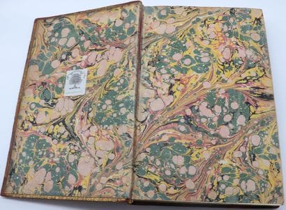 DICTIONNAIRE - ENCYCLOPEDIE - Ensemble de...