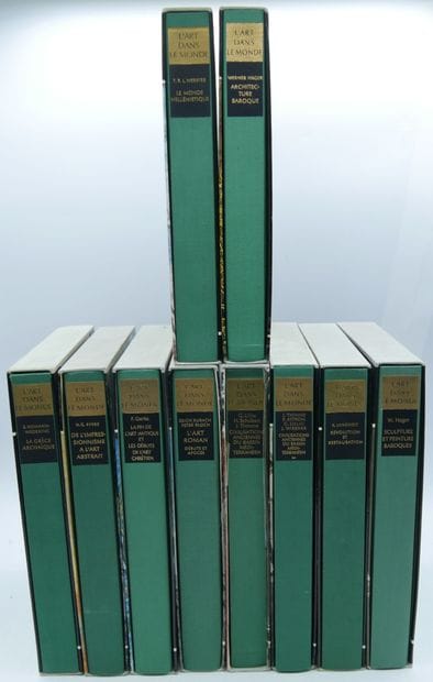 [ART]. Ensemble de 24 Volumes.

L'Art dans...