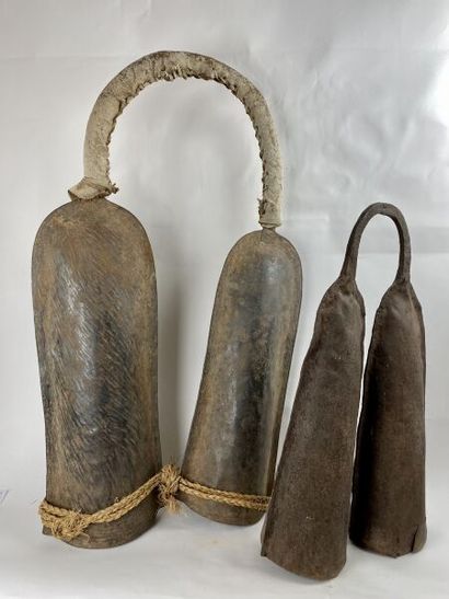 CAMEROON - BAMILEKE People

Two beaten iron...