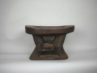 CAMEROON - BAMILEKE people

Chieftaincy stool....