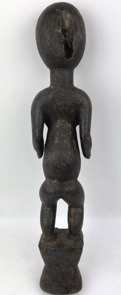 NIGERIA - EKET People

Female statuette standing...