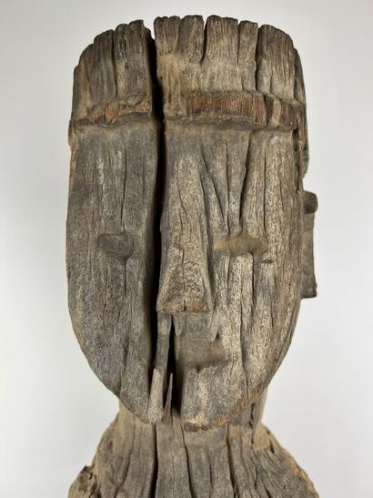 BURKINA FASO - LOBI People

Protective statue...