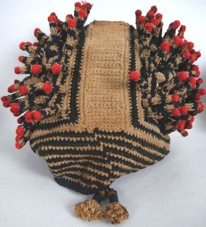 CAMEROON - BAMILEKE people

Three chieftaincy...
