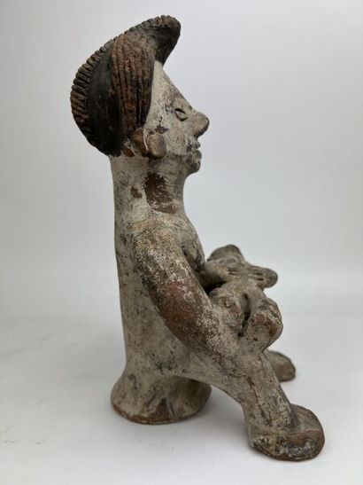 NIGERIA - IGBO People

-Terracotta maternity...