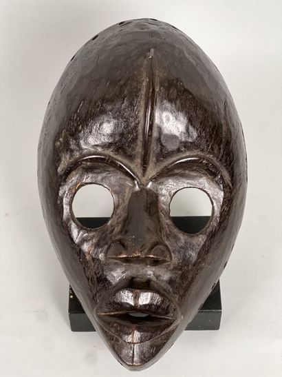 COTE D'IVOIRE - DAN people

Wooden mask,...