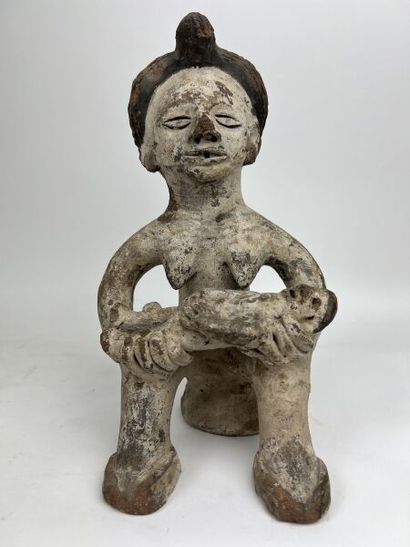 NIGERIA - IGBO People

-Terracotta maternity...