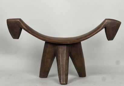 SUDAN - DINKA people

Zoomorphic headrest...