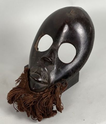 COTE D'IVOIRE - DAN people

Wooden mask,...