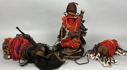 CAMEROON - FALLI / NAMJI people

Lot of three...