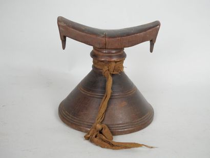 ETHIOPIA 

Set of four wooden neck rests...