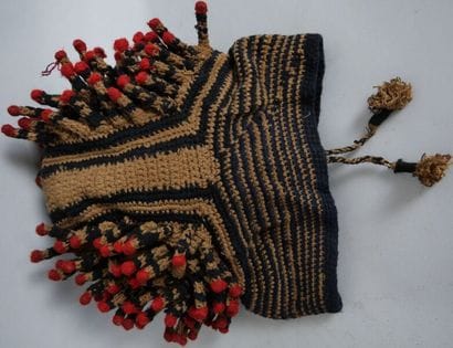 CAMEROON - BAMILEKE people

Three chieftaincy...
