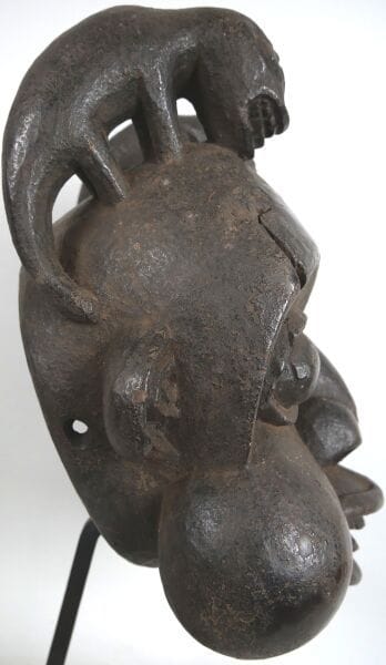 CAMEROON - BAMILEKE people, WUM region

Helmet...