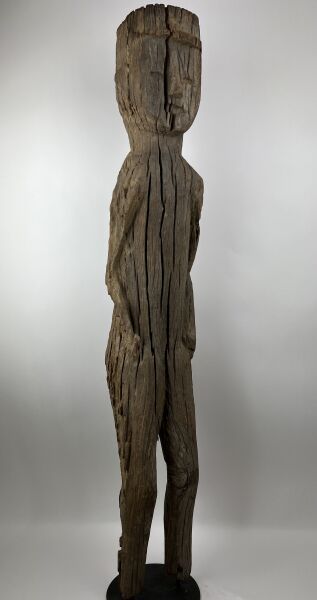 BURKINA FASO - LOBI People

Protective statue...