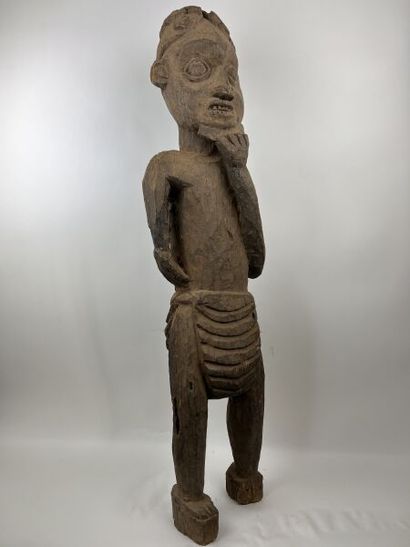 CAMEROON - BAMILEKE People

Wooden statue...
