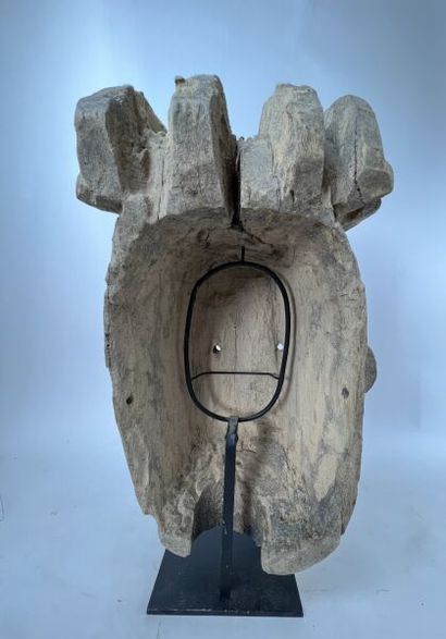 MALI - BOZO People

Wooden mask with earthy...