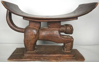 GHANA - ASHANTI people.

Chieftaincy seat...