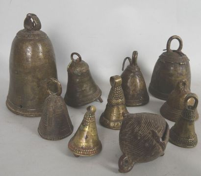 IVORY COAST and CAMEROON 

Lot of ten bronze...