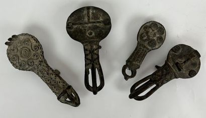 NIGERIA - IGBO People



-Lot of four bronzes...