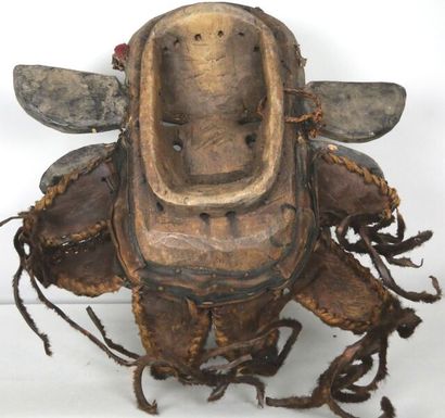 COTE D'IVOIRE - GUERE/ WE people

Zoomorphic...