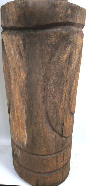 CAMEROON - BAMILEKE people

Drum with anthropomorphic...