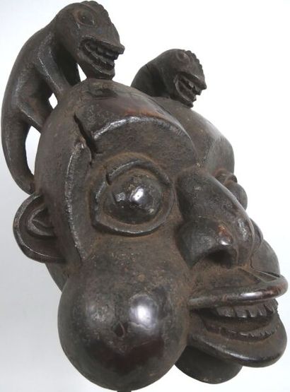 CAMEROON - BAMILEKE people, WUM region

Helmet...