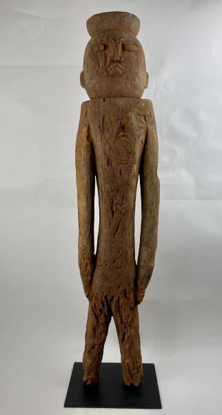 CAMEROON - BAMILEKE People

Large statue,...