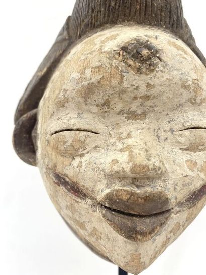 GABON - PUNU / TSANGHI People

Small mask...
