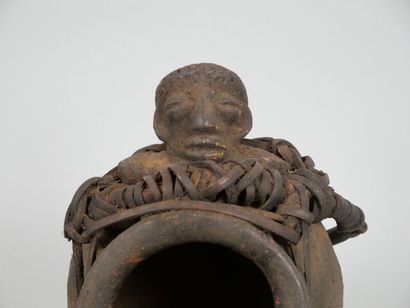 NIGERIA - IZZI / IGBO people

Terracotta...
