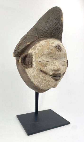 GABON - PUNU / TSANGHI People

Small mask...