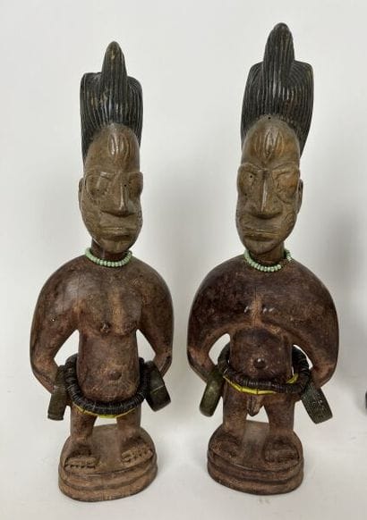 NIGERIA - YORUBA People



-Pair of statuettes...