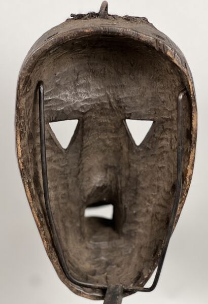 COTE D'IVOIRE - DAN KRAN people

Wooden mask...
