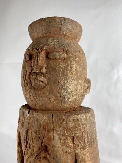 CAMEROON - BAMILEKE People

Large statue,...