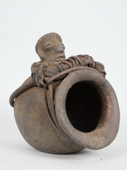 NIGERIA - IZZI / IGBO people

Terracotta...