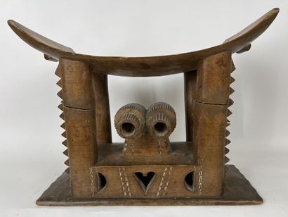 GHANA - ASHANTI People

Two curved seats...