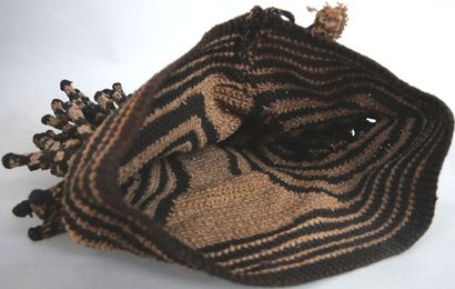 CAMEROON - BAMILEKE people

Three chieftaincy...
