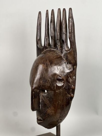MALI - BAMANA people

Comb mask with six...