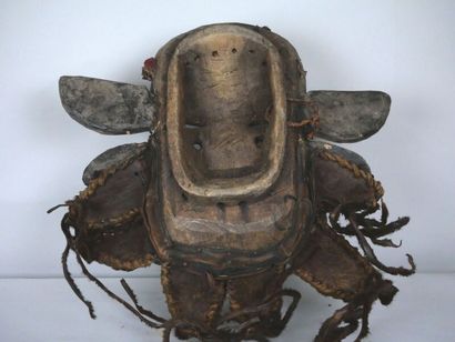 COTE D'IVOIRE - GUERE/ WE people

Zoomorphic...