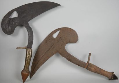 GABON - KOTA people

Two knives with iron...