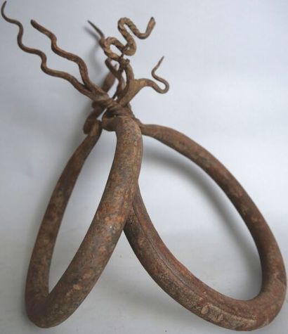 NIGERIA - MUMUYE people

Lot of four irons,...