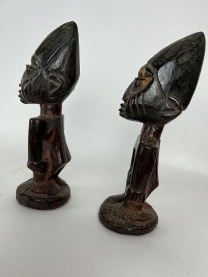 NIGERIA - YORUBA People



-Pair of statuettes...